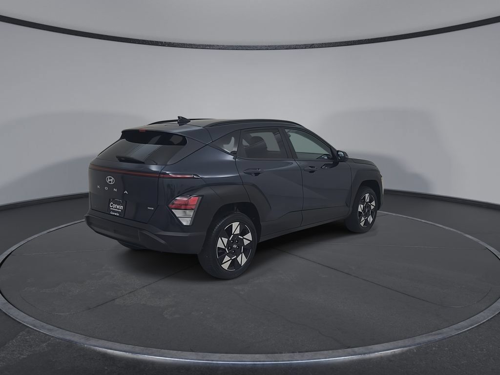 Used 2025 Hyundai Kona SEL AWD/4WD image 16