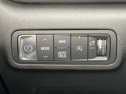 Certified 2025 GMC Terrain Elevation AWD/4WD image 16