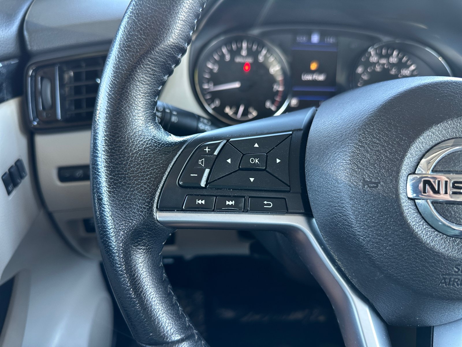 Used 2022 Nissan Rogue Sport SL w/ Premium Package AWD/4WD image 18