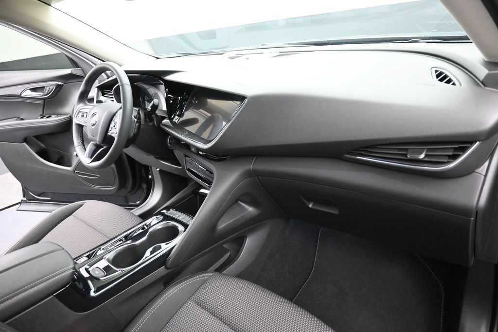 Used 2022 Buick Envision Preferred FWD image 3