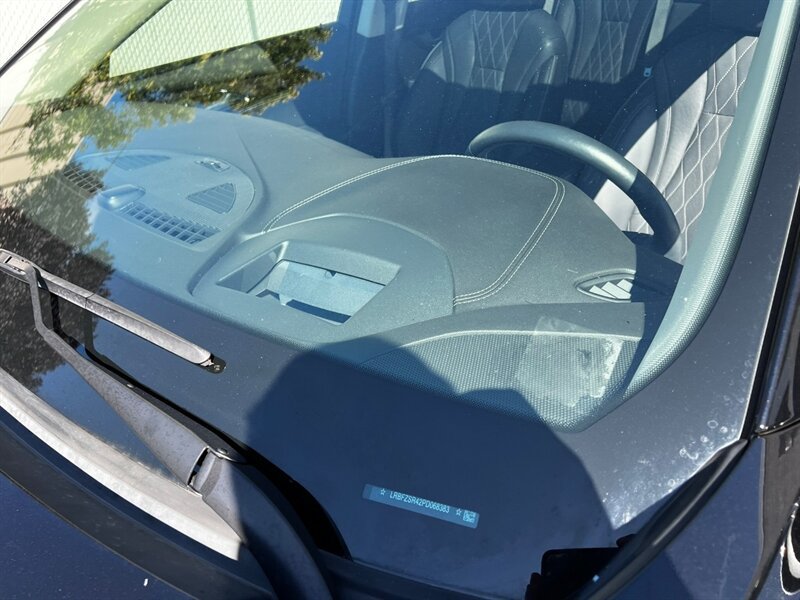 Used 2023 Buick Envision Avenir AWD/4WD image 29