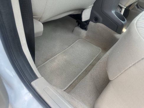 Used 2008 Ford Focus SE FWD image 23