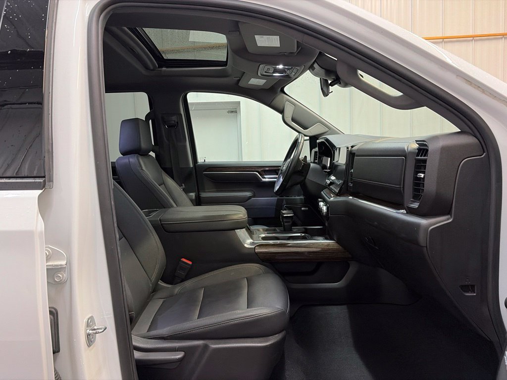 Used 2024 GMC Sierra 1500 Elevation w/ Elevation Premium Package AWD/4WD image 20