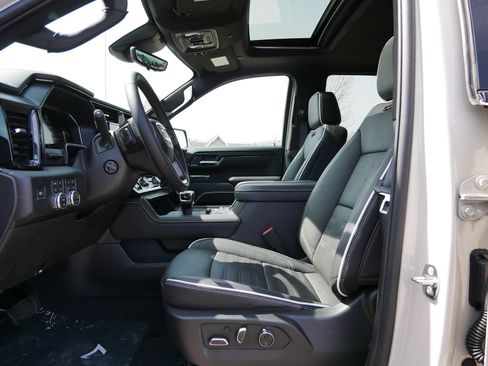 New 2026 GMC Sierra 1500 AT4X AWD/4WD image 11