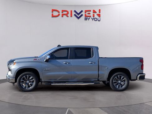 Used 2024 Chevrolet Silverado 1500 LT image 2