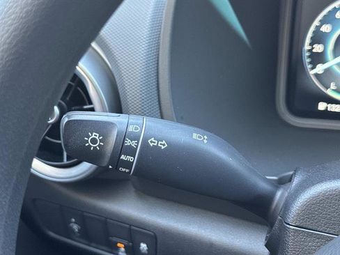 Used 2023 Hyundai Kona SE w/ Cargo Package image 29