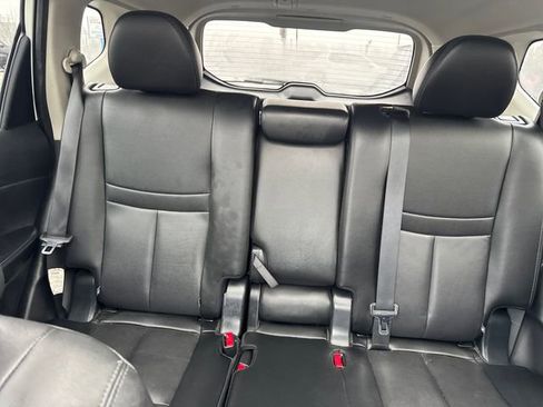 Used 2020 Nissan Rogue SL w/ Premium Package image 28