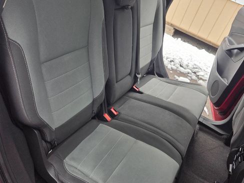 Used 2016 Ford Escape SE w/ Equipment Group 201A image 16