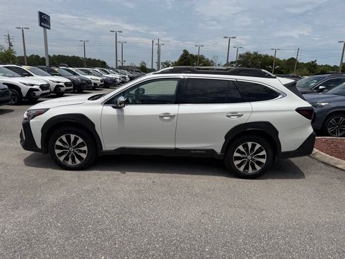 Used 2023 Subaru Outback Touring XT AWD/4WD image 10