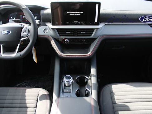 New 2026 Ford Explorer ST-Line w/ ST-Line Street Pack image 12