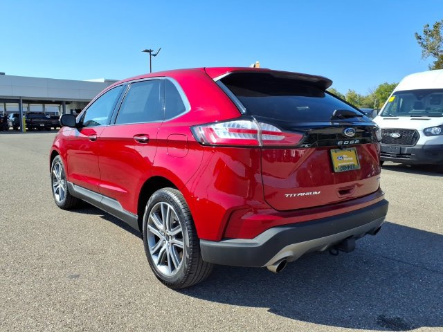 Certified 2023 Ford Edge Titanium w/ Class II Trailer Tow Package AWD/4WD image 5