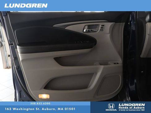 Used 2023 Honda Ridgeline RTL-E image 9