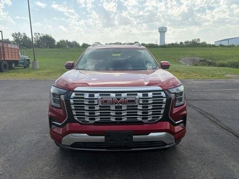 Used 2026 GMC Terrain Denali AWD/4WD image 2