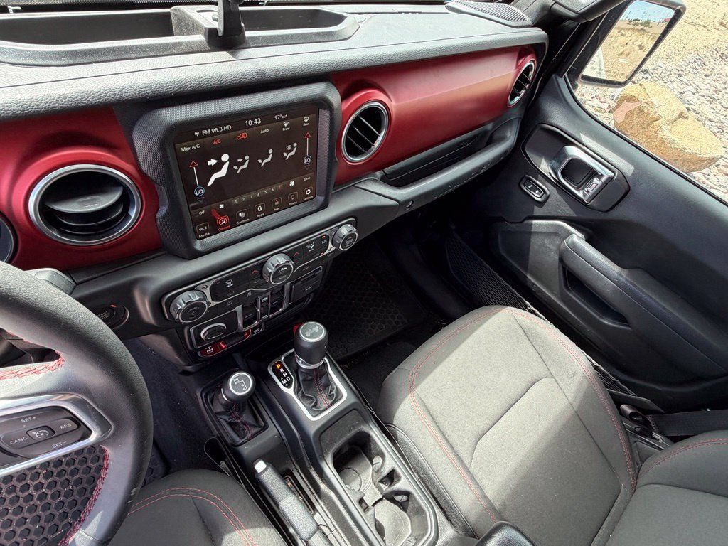 Used 2023 Jeep Wrangler Unlimited Rubicon AWD/4WD image 26