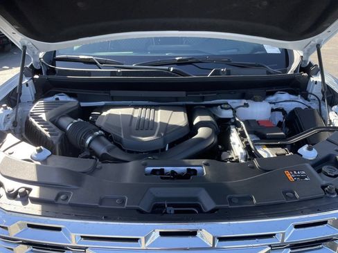 New 2026 GMC Acadia Denali w/ Super Cruise Package FWD image 23