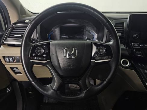 Used 2023 Honda Odyssey Elite image 32