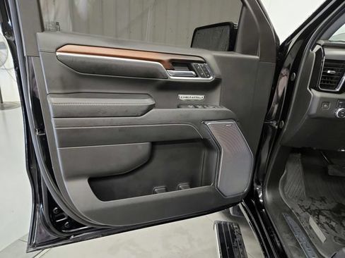 Used 2024 GMC Sierra 1500 Denali w/ Denali Reserve Package AWD/4WD image 35