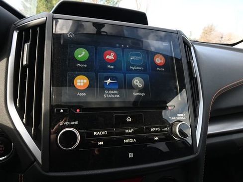 Used 2019 Subaru Crosstrek 2.0i Limited w/ Moonroof Package w/Navigation image 10