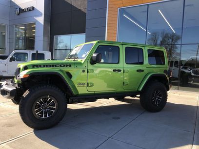 New 2026 Jeep Wrangler Unlimited Rubicon w/ Xtreme 35 Tire Package