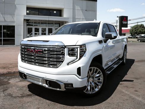 Used 2024 GMC Sierra 1500 Denali w/ Technology Package AWD/4WD image 54