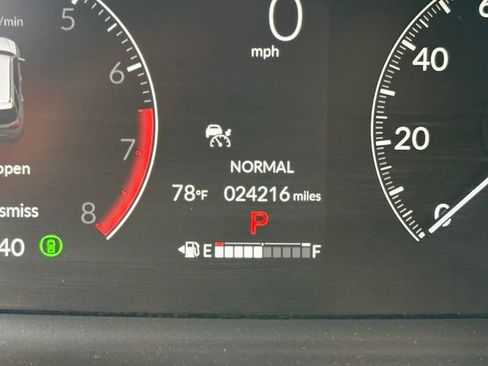 Used 2023 Honda Pilot EX-L image 4