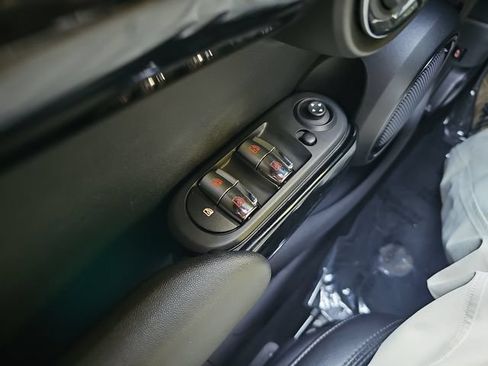 Used 2016 MINI Cooper S FWD image 13