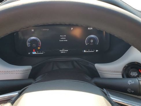Used 2023 Jeep Compass Limited w/ Elite Group AWD/4WD image 12