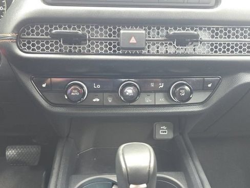 Used 2024 Honda HR-V Sport image 16