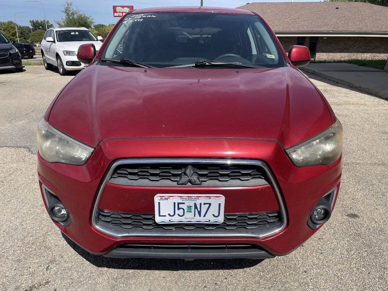 Used 2013 Mitsubishi Outlander Sport SE AWD/4WD image 3
