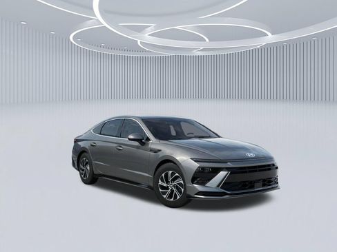New 2026 Hyundai Sonata Blue FWD image 2