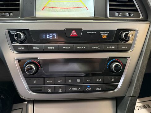 Used 2016 Hyundai Sonata Sport w/ Option Group 02 image 18
