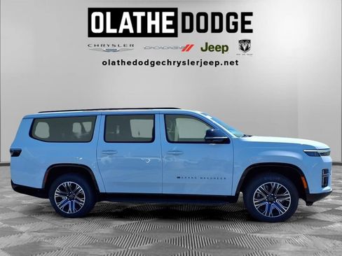 New 2026 Jeep Grand Wagoneer L 4WD image 31