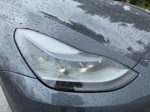 Used 2023 Tesla Model Y Long Range image 4