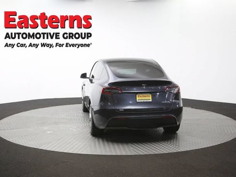 Used 2024 Tesla Model Y Long Range AWD/4WD image 59