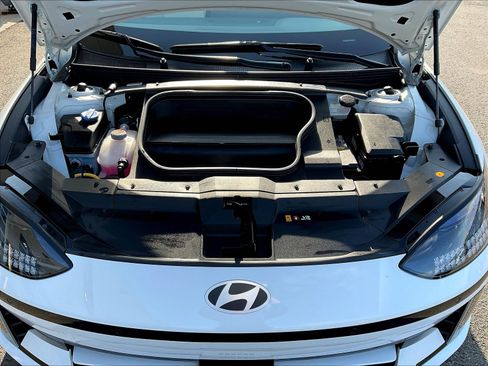 Used 2023 Hyundai Ioniq 6 SEL RWD image 29