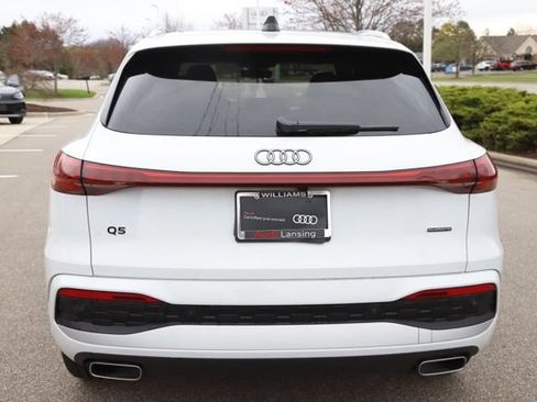 Used 2025 Audi Q5 Premium Plus w/ Premium Plus AWD/4WD image 6