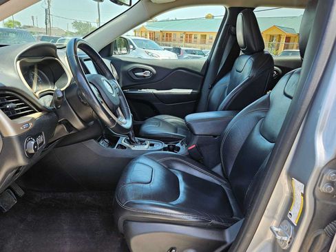 Used 2016 Jeep Cherokee Limited FWD image 15