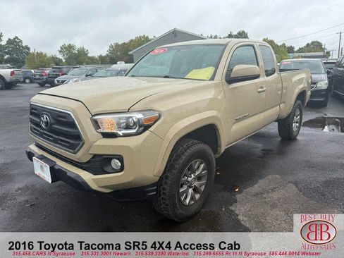 Used 2016 Toyota Tacoma SR5 image 7