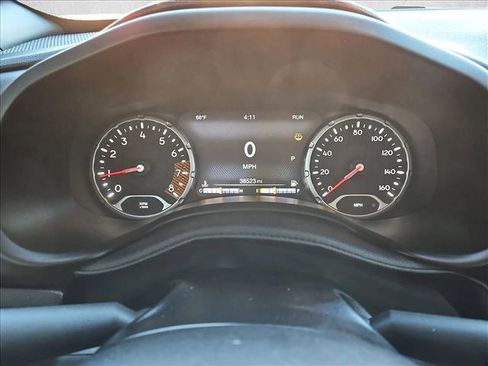 Used 2021 Jeep Renegade Latitude image 11