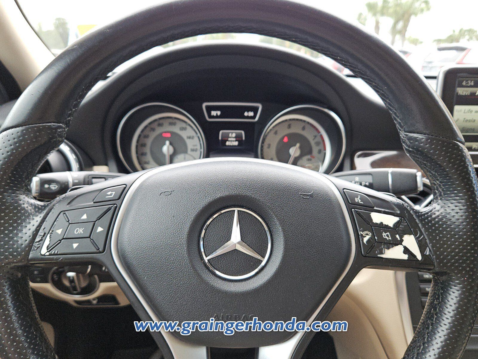 Used 2015 Mercedes-Benz GLA 250 image 18