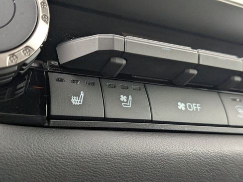 New 2026 Toyota Tundra Platinum w/ TRD Off-Road Package image 23