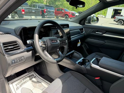 New 2026 GMC Terrain Elevation AWD/4WD image 13