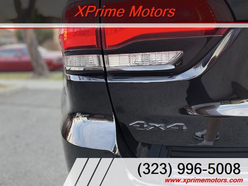 Used 2017 Jeep Grand Cherokee Altitude image 10