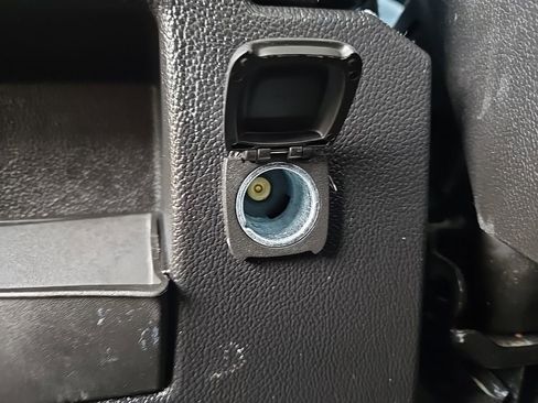 Used 2018 Chevrolet Silverado 1500 LT w/ All Star Edition image 38