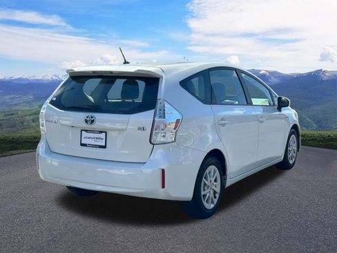 Used 2012 Toyota Prius V Two image 5