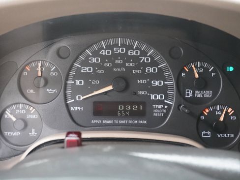 Used 2005 Chevrolet Astro RWD image 15