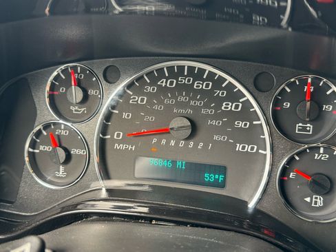 Used 2008 Chevrolet Express 1500 AWD w/ Preferred Equipment Group image 30