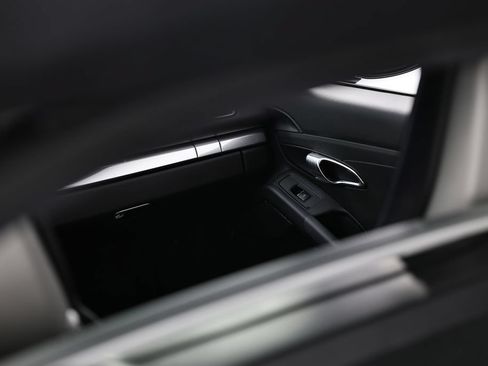Certified 2024 Porsche 718 Cayman S RWD image 31