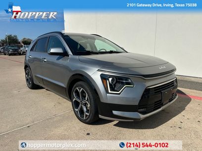 Used 2023 Kia Niro EX Touring