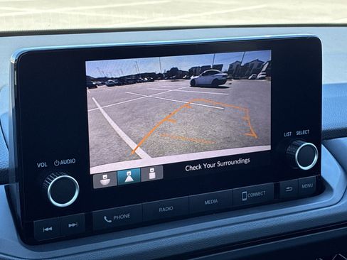 Certified 2025 Honda Accord LX image 30